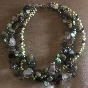 🌴Elegant Green Stone Beaded Necklace- $40 or $35 w/offer